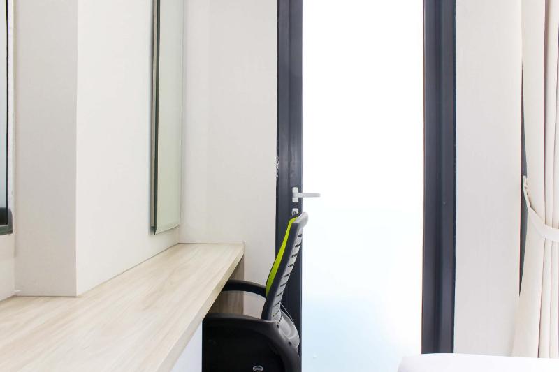 Comfortable Studio at Monroe Tower Apartment By Travelio - image 17