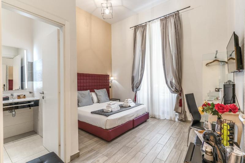 Double or Twin Room image 4