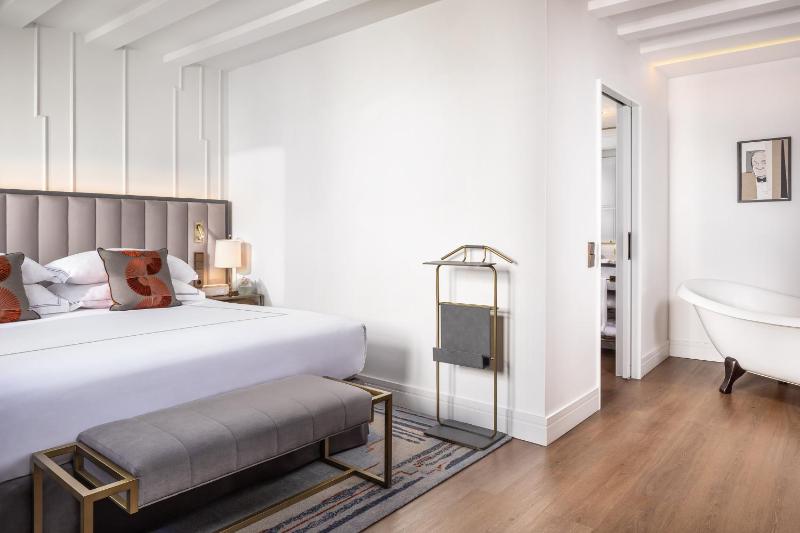 Junior Suite image 3