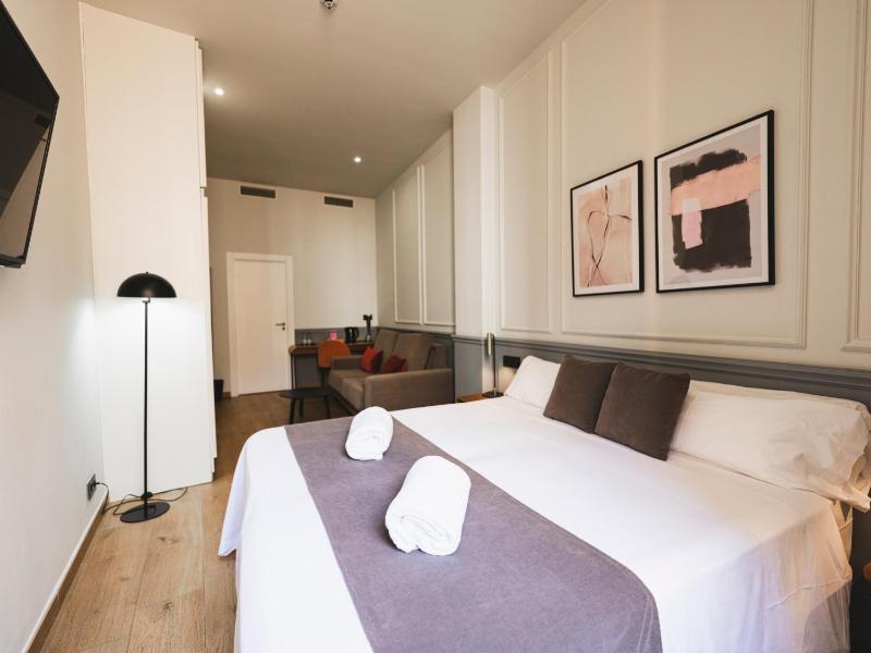 Superior Double or Twin Room image 3