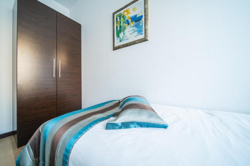 Two-Bedroom Apartment with Balcony image 4