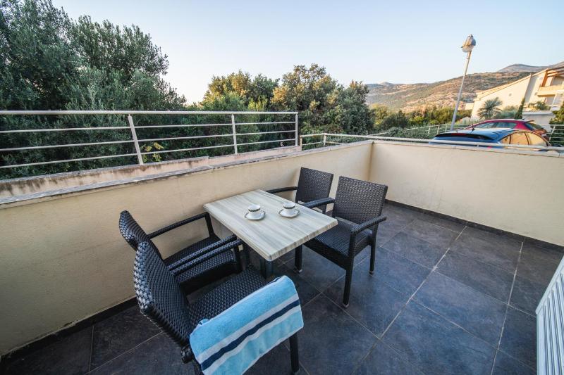 Two-Bedroom Apartment with Balcony image 2