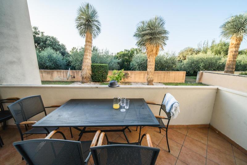 Comfort Two-Bedroom Apartment with Balcony image 2