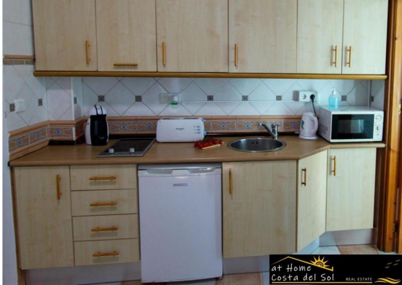 Apartamento en el centro de Nerja by At Home Costa del Sol - image 32