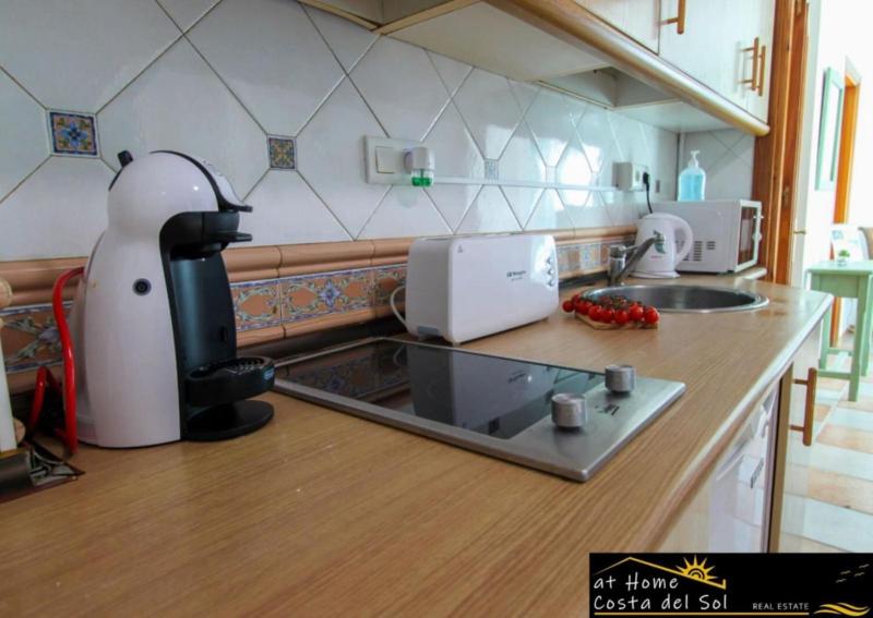 Apartamento en el centro de Nerja by At Home Costa del Sol - image 12
