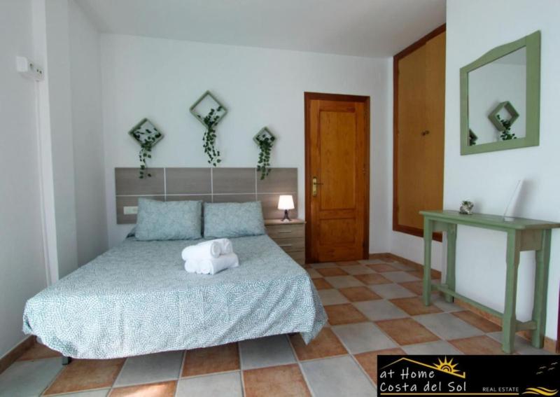 Apartamento en el centro de Nerja by At Home Costa del Sol - image 25