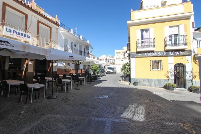 Apartamento en el centro de Nerja by At Home Costa del Sol - image 29