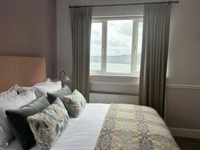 Deluxe Double Room with Sea View image 1