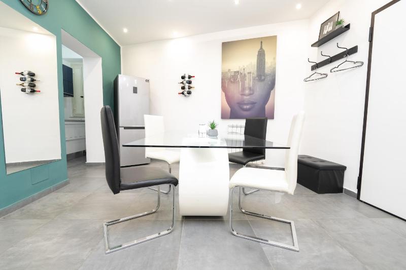 Modern House Orleans - image 3