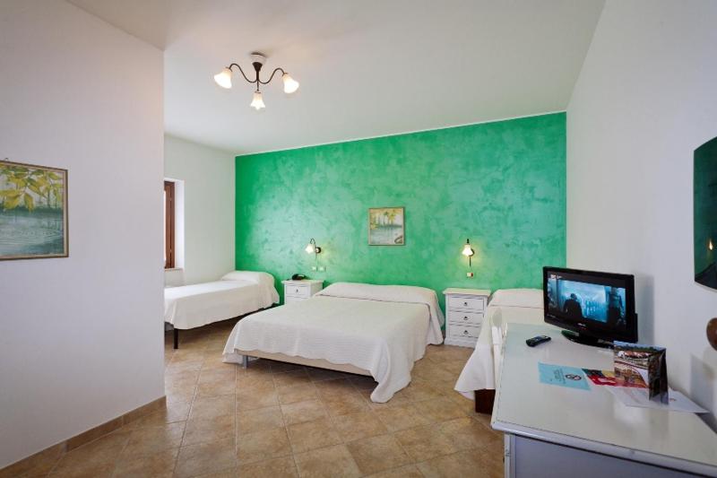 Comfort Double Room image 4