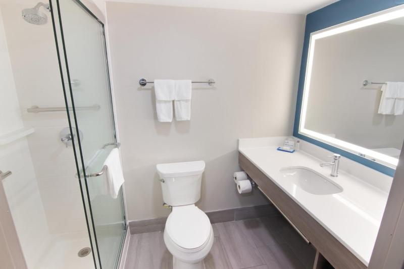 King Suite image 3