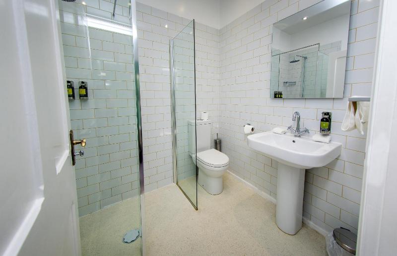 Suite image 3