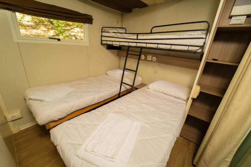 Two-Bedroom Chalet image 3