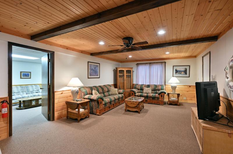 Four-Bedroom Holiday Home image 4