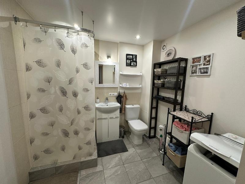 Family Suite with Balcony image 3