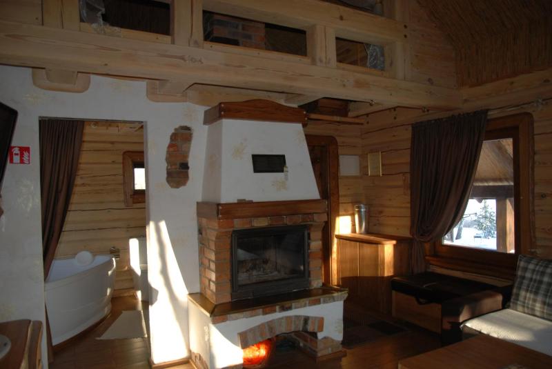 One-Bedroom Cottage image 4