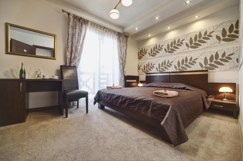 Double Room image 1