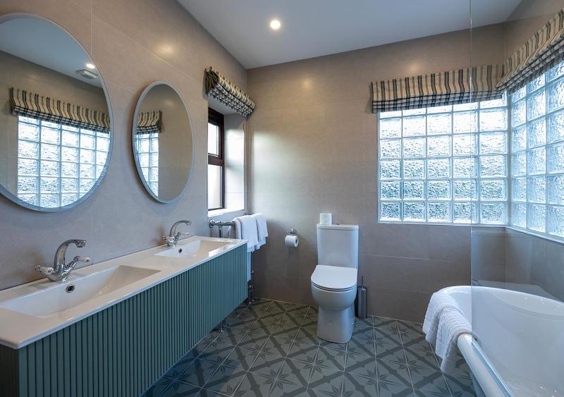Suite image 3