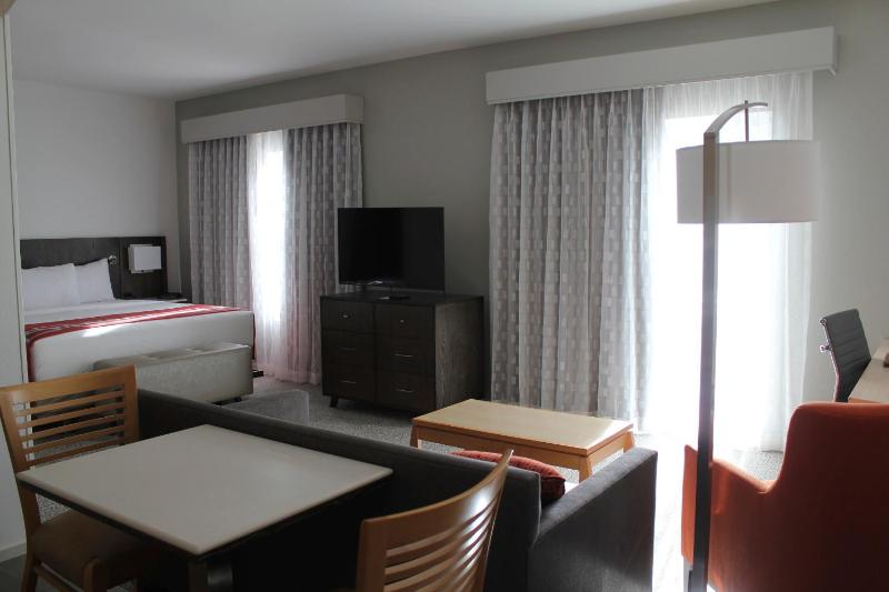 Suite image 3