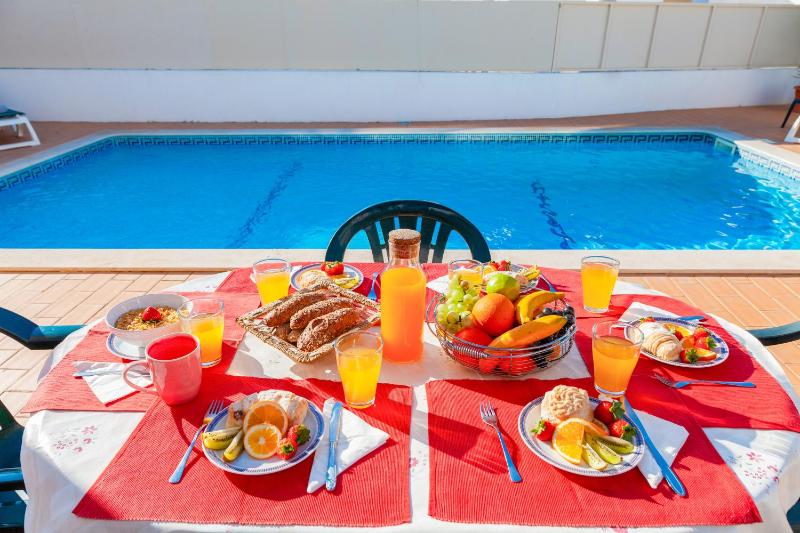 Villa Azzurra - com piscina e ping pong em Albufeira - image 13