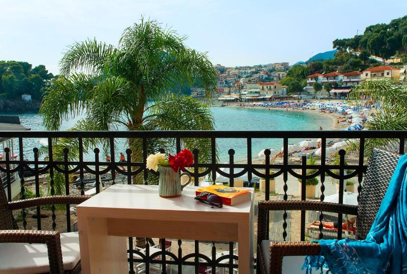 Suite with Sea View image 3