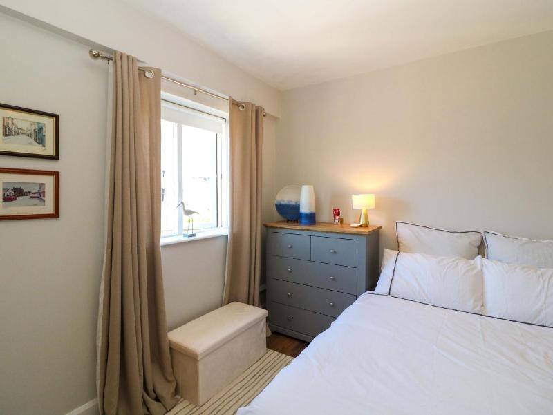 28 Long Quay - image 13
