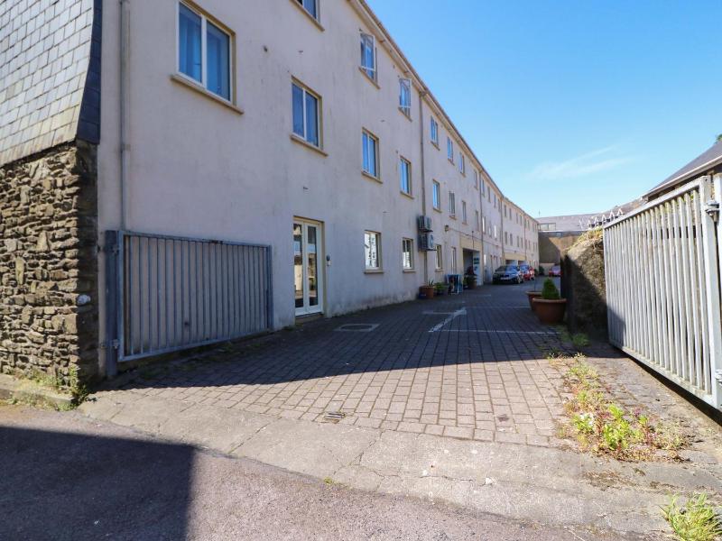 28 Long Quay - image 15