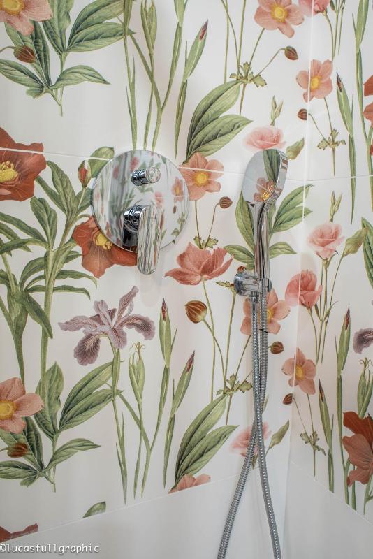 Two-Bedroom House image 4