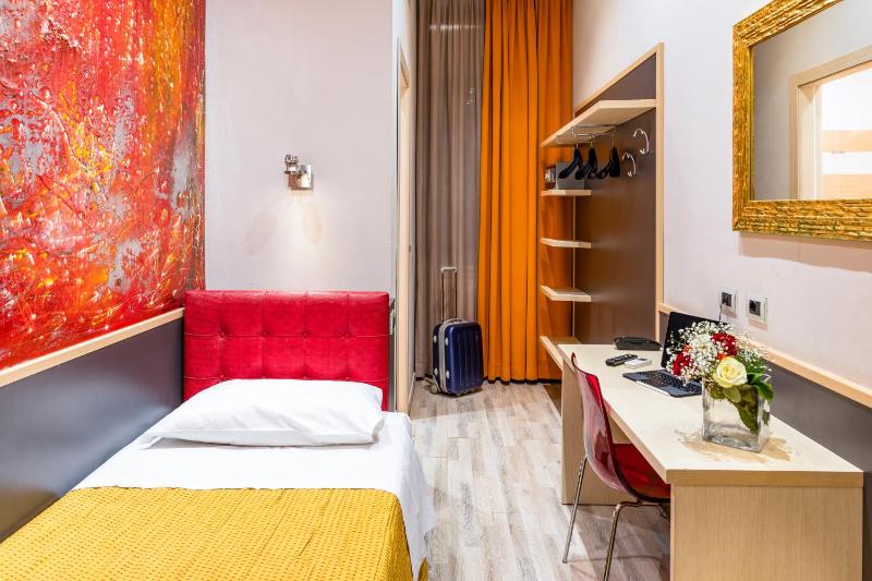 Single Room image 1