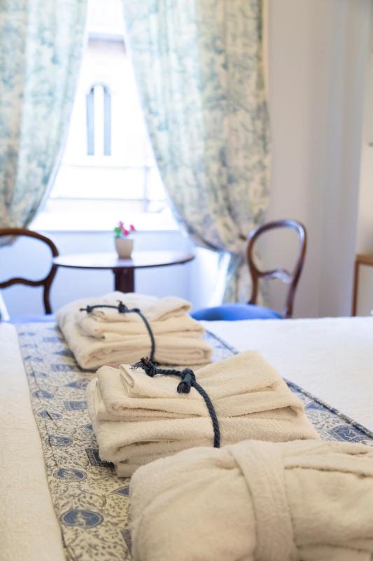 Double or Twin Room with Spa Bath image 1