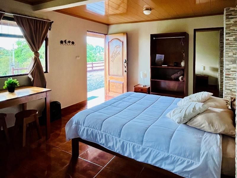 Los Tucanes Lodging - image 9