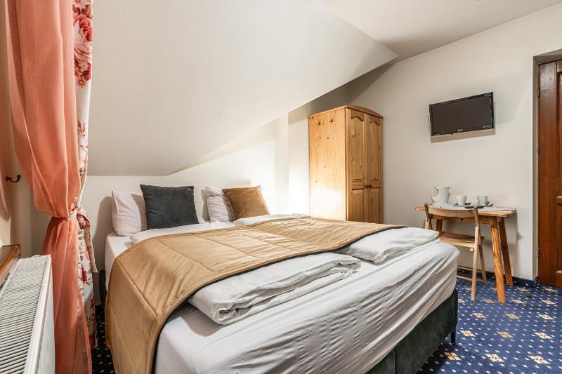 Triple Room image 1