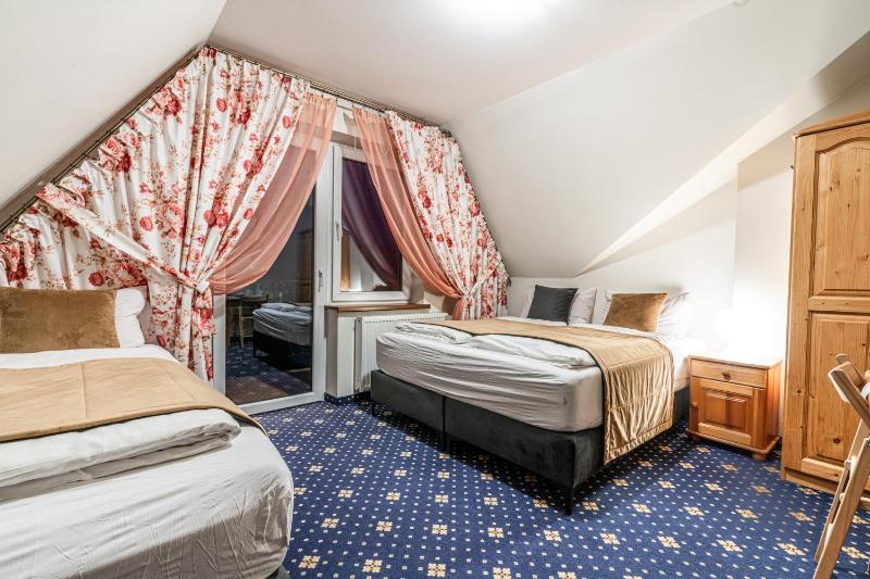 Triple Room image 4