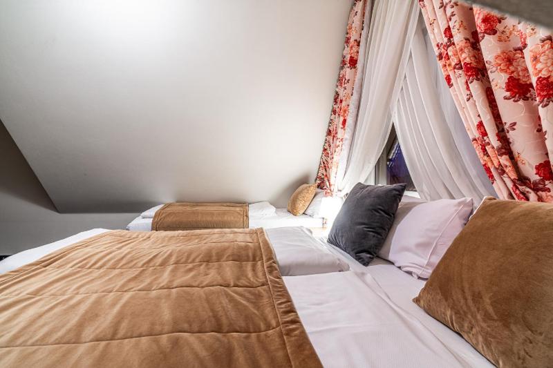 Triple Room image 1