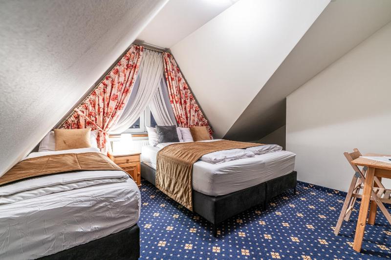 Triple Room image 4