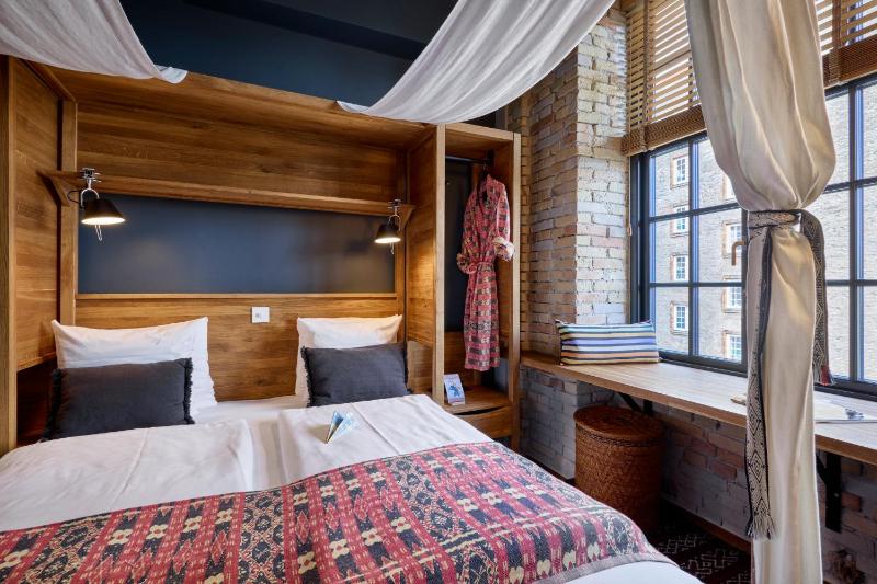 Two-Bedroom Suite image 4