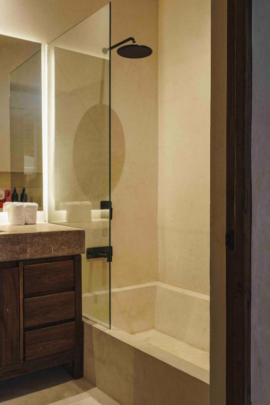 Stylish 3BR Villa with Rooftop Plunge Pool La Veleta Tulum - image 22