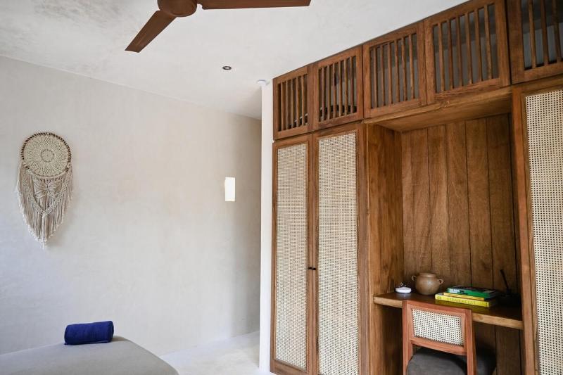 Stylish 3BR Villa with Rooftop Plunge Pool La Veleta Tulum - image 21