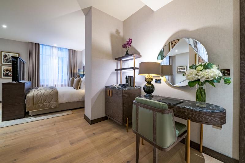 King Room - Bradshaw image 4