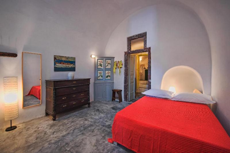 Opuntia Traditional Cave House - image 20