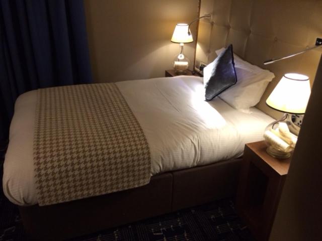 Single Room image 3