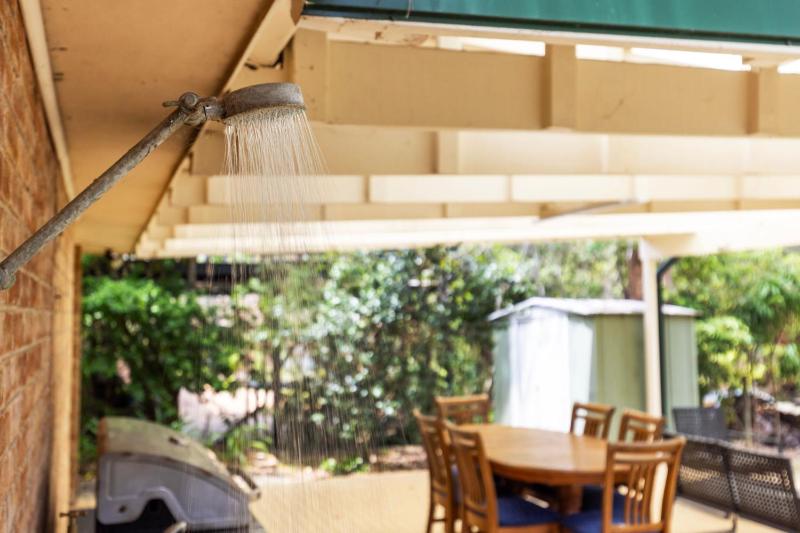 Prez Cote La Plaz - Pet Friendly -1 Min Walk to Beach - image 4