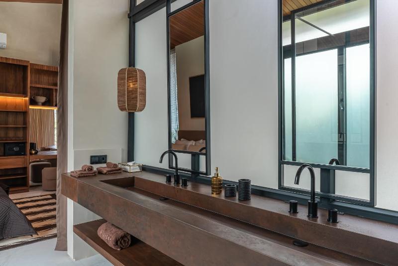 Villa Baratega - Dreamy Urban Tropical 6BR Villa for Large Group - image 44