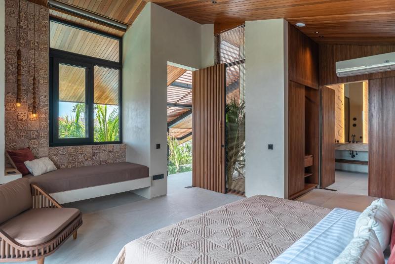 Villa Baratega - Dreamy Urban Tropical 6BR Villa for Large Group - image 14