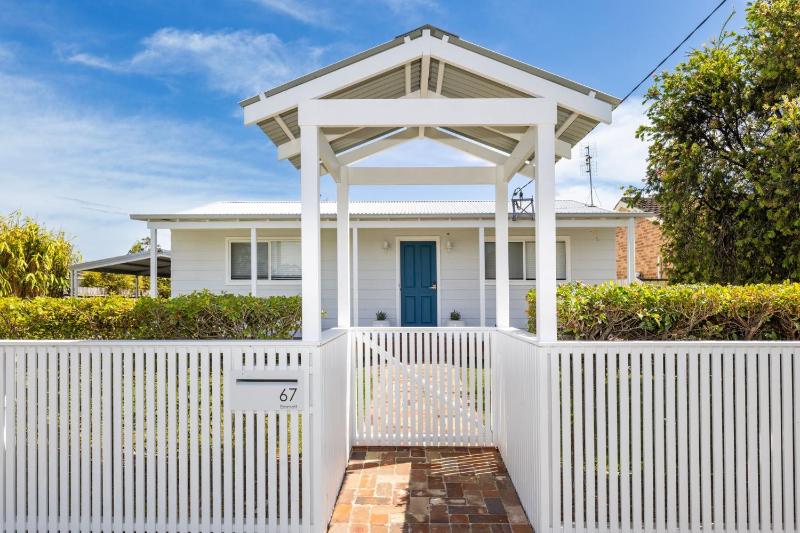 Indigo Pet Friendly 5 Mins Walk to Bay - image 8