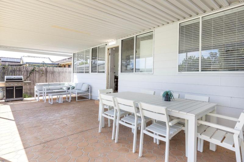 Indigo Pet Friendly 5 Mins Walk to Bay - image 9