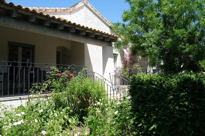 vacation rental with pool and poolhouse close to arles in moulès- sleeps 8 - image 32