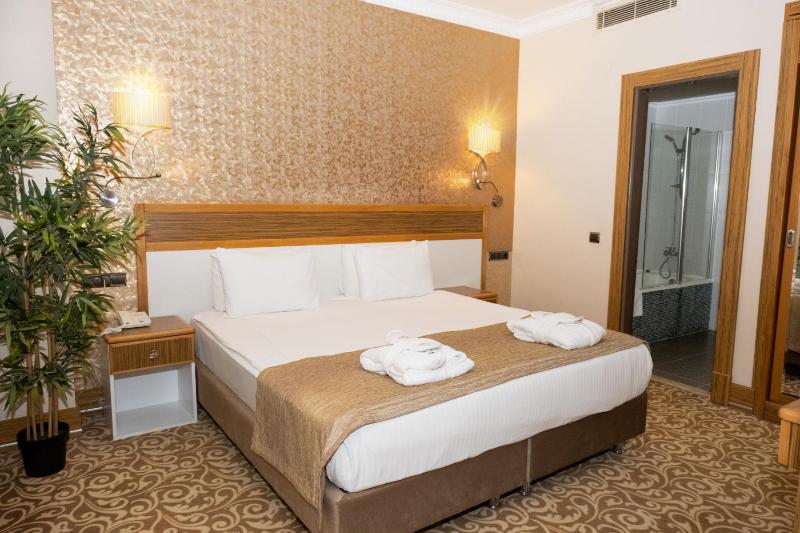 Junior Suite image 2