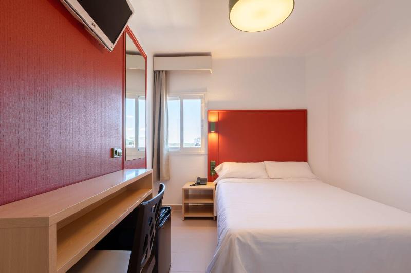 Budget Single Room image 2