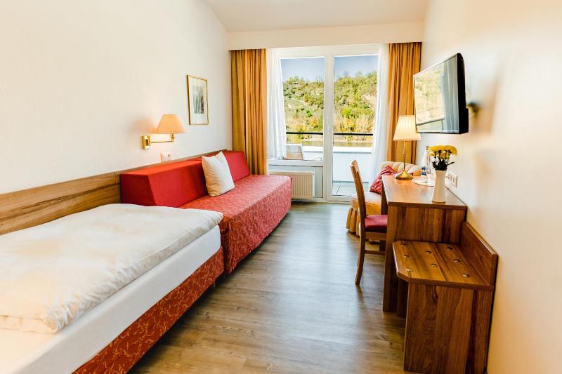 Small Twin Room with river View and Balcony image 4